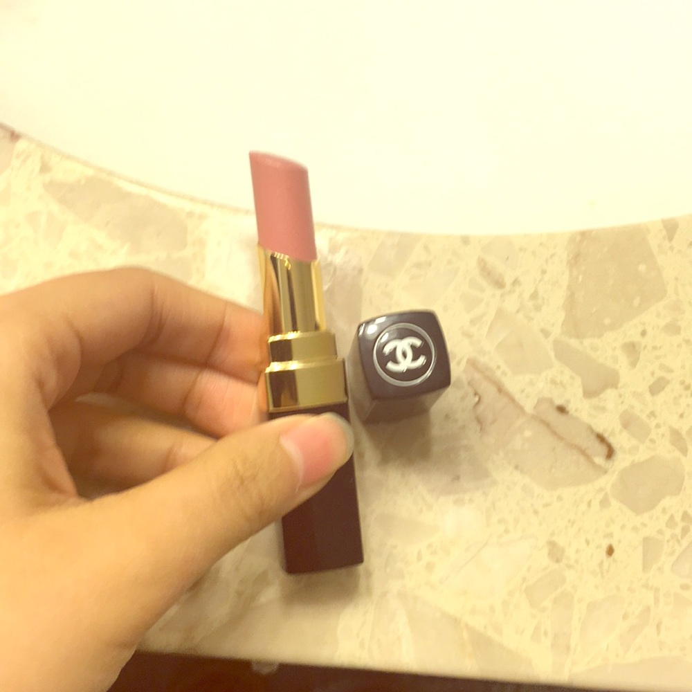 Chanel coco shine lipstick